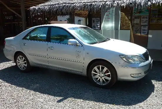 Toyota Camry Limousine for Pick up from Trat airport